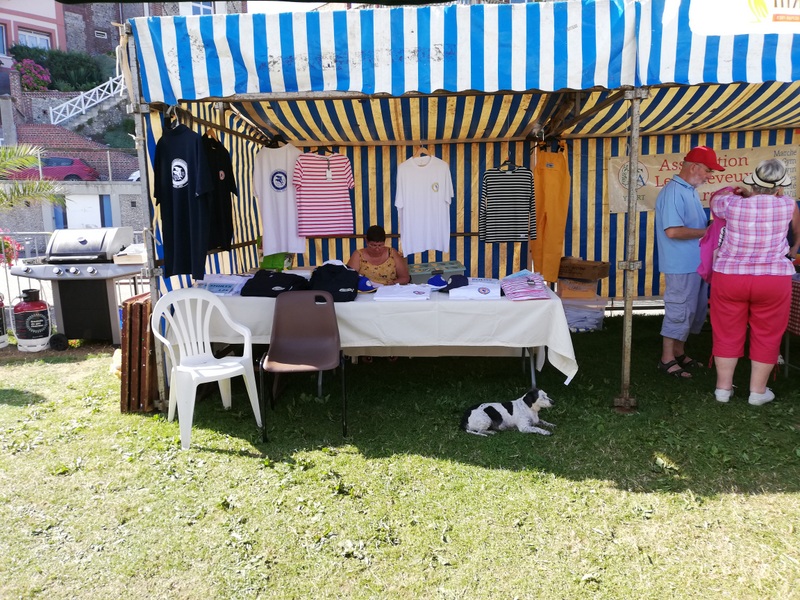 Notre stand de vêtements