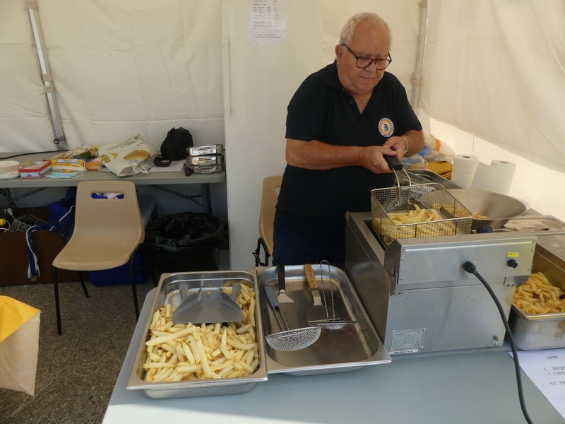 Claude à la frite